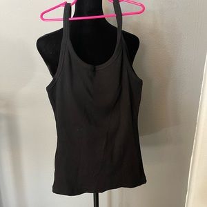 Black tank top shirt that is textured
